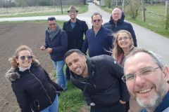 photo_2022-04-10_17-32-00